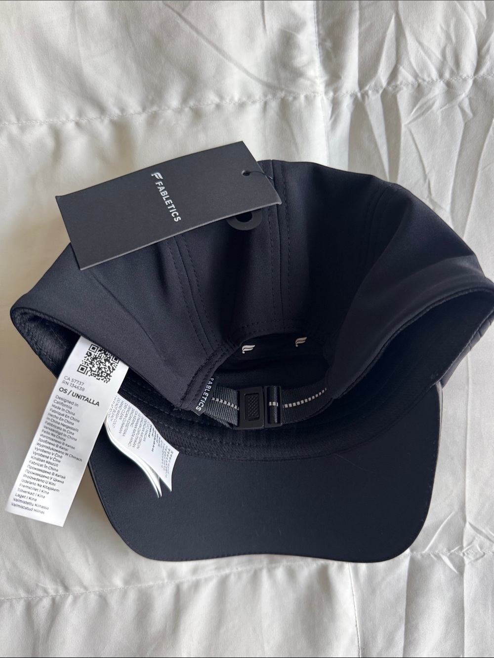 Fabletics Black Athletic Cap - Picture 2 of 2